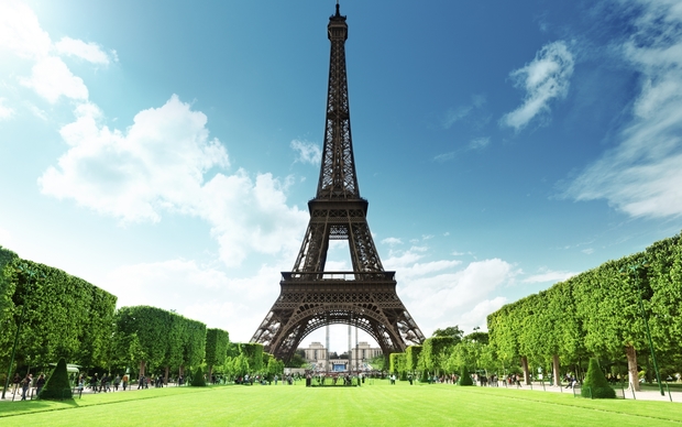 Latest Eiffel Tower Wallpaper