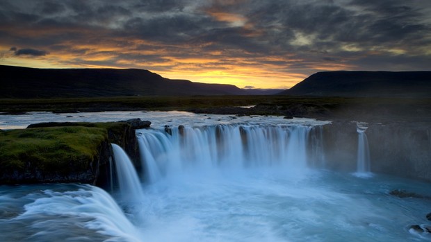 Awesome Icelandic Nature Wallpaper